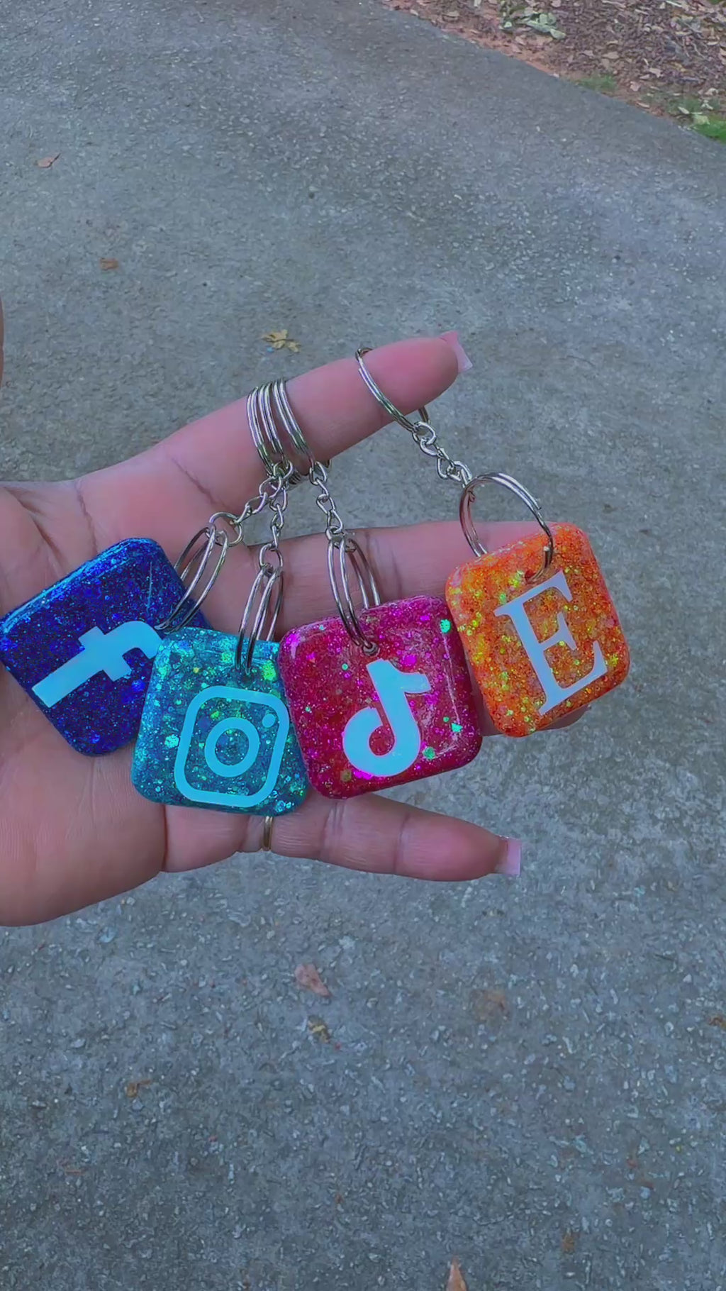 Contactless Business cards Keychains