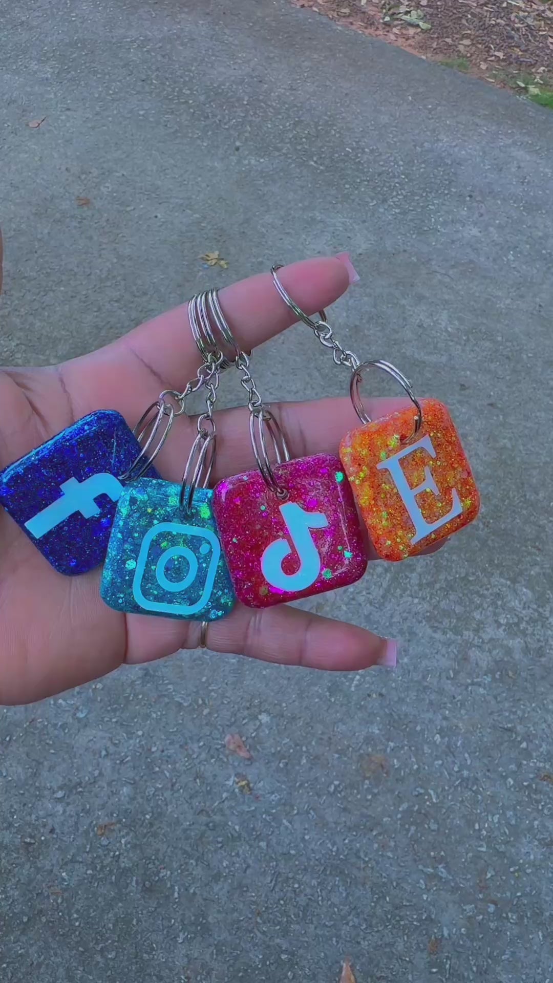 Contactless Business cards Keychains